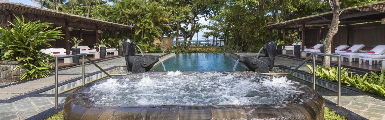 MauritiusTeaser Shanti Maurice Jacuzzi